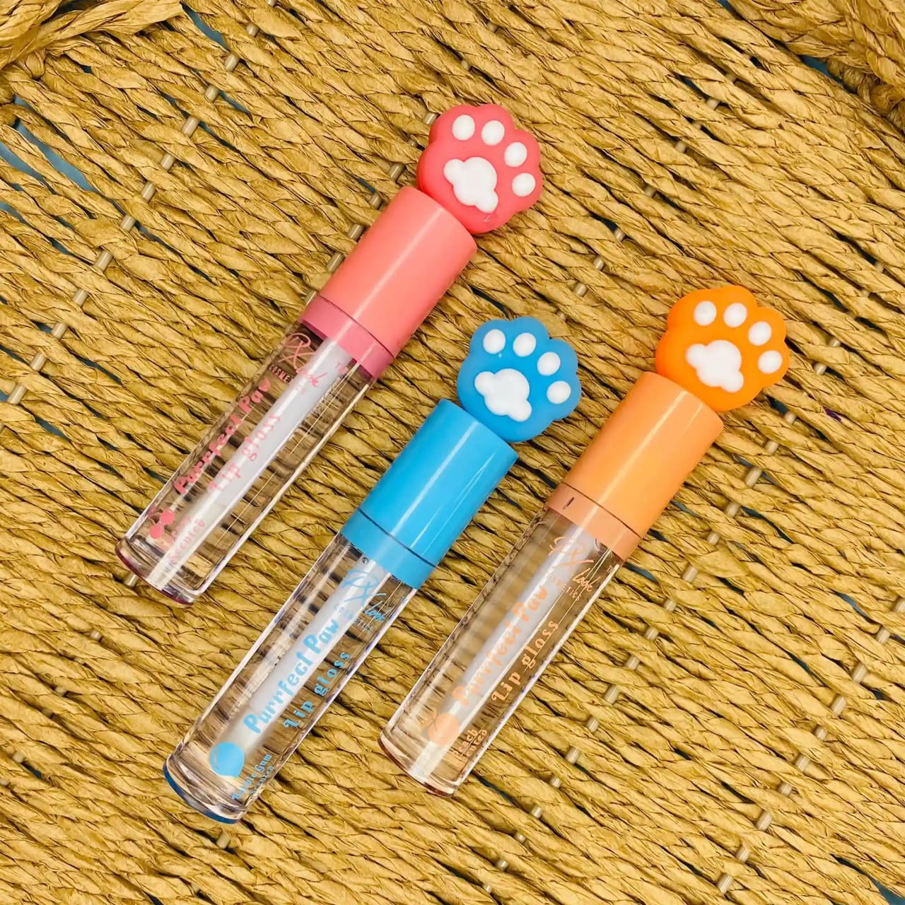 Cute Multipurpose Glitter Lip Gloss + Eyeshadow, Pack of 6 – Glossy Finish, High Pigmented, Multicolor image 3