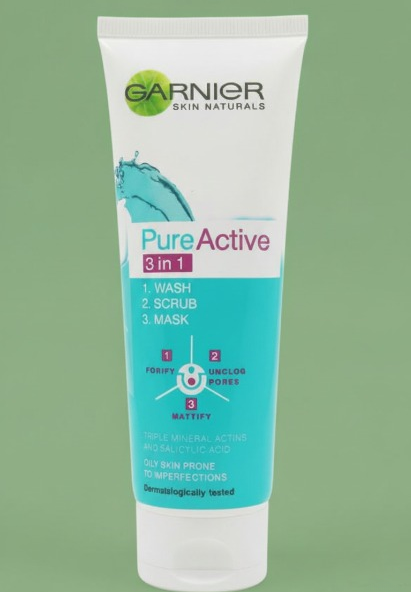 Garnier 3 in 1 Pure Active Face Wash – 100ml Liquid Cleanser for All Skin Types, Deep Cleansing and Refreshing Skincare image 2