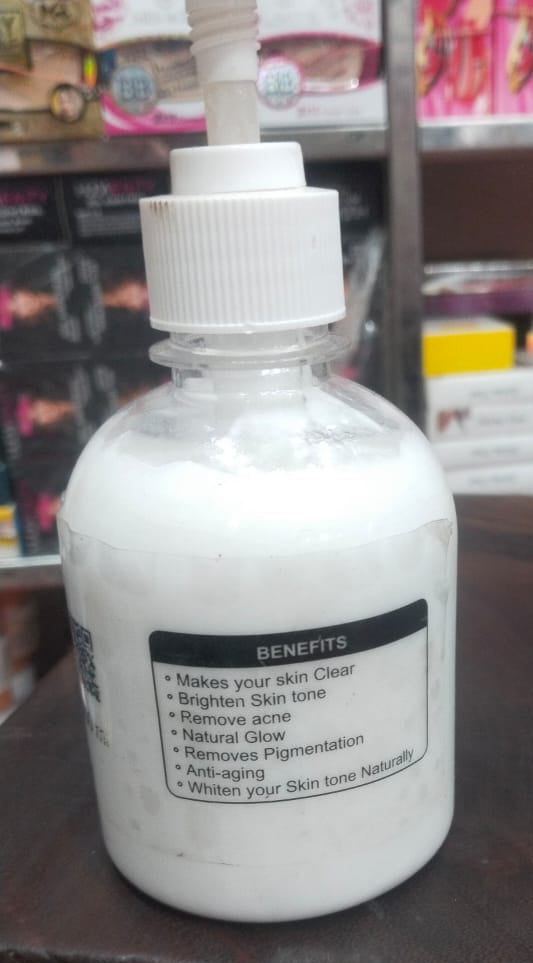The Health Healer Night Lotion BRIGHT WHITE CLEAR SKIN (240ml) image 2