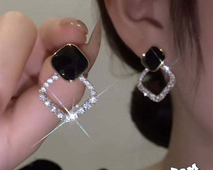 Zircon Korean Black Shiny Earing resin rhombus earrings earrings jewelry fashion for women image 1