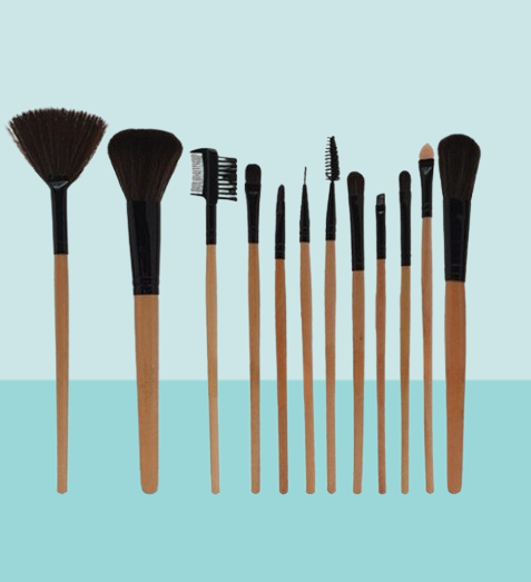 12-Piece Professional Makeup Brush Set with Roll-Up Pouch – Soft Bristles &amp; Wooden Handles  image 0