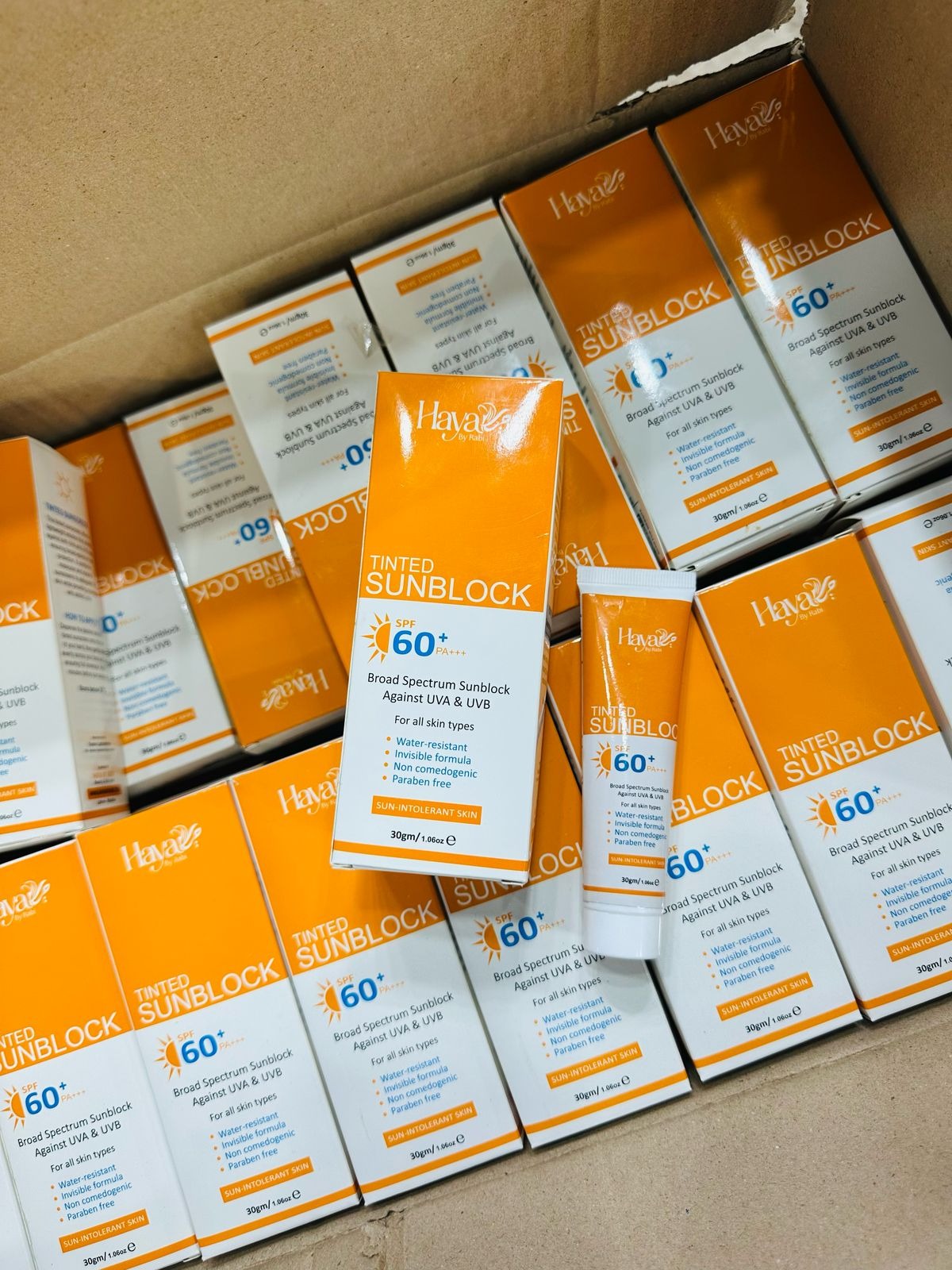Haya Tinted Sunblock SPF 50 Broad Spectrum UV Protection with Natural Skin Tint, Lightweight &amp; Non-Greasy Formula for All Skin Types write me description for this image 0