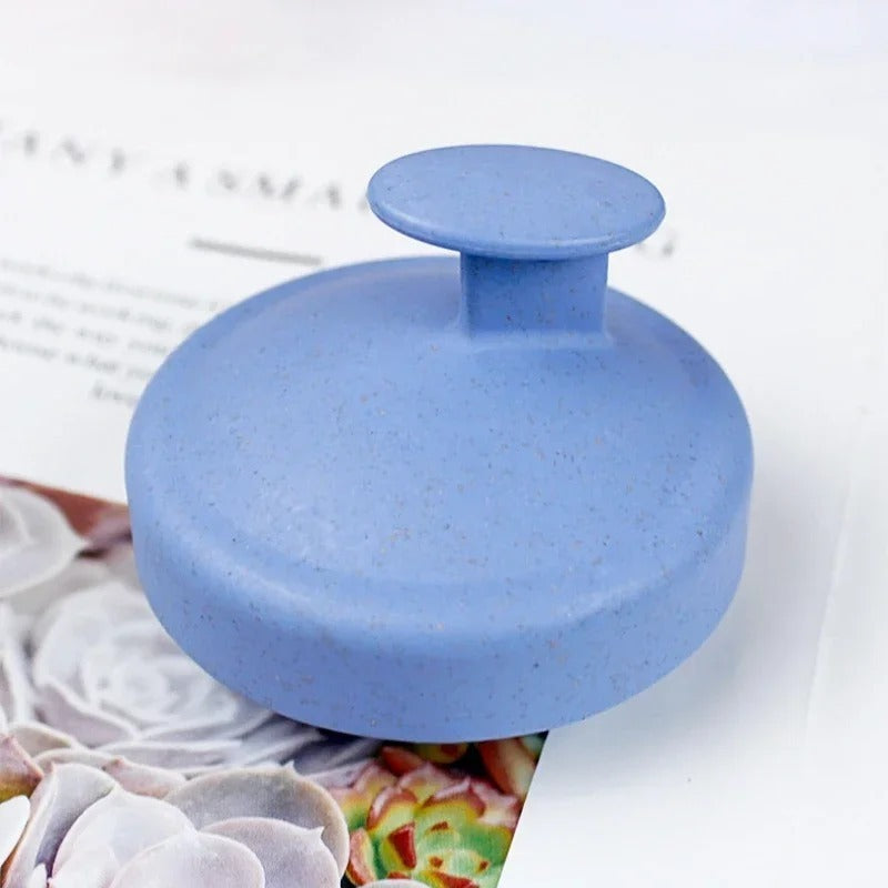 Head Cleansing &amp; Scalp Massage Brush – Soft Bristles for Wet &amp; Dry Use (Random color) image 1