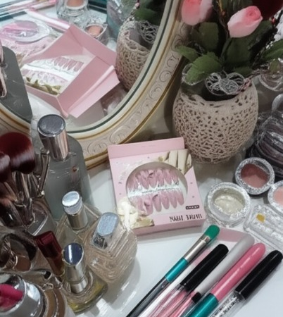 Luxury Pink Nail Tips Set – 12 PCS False Nails with Glitter & Rhinestone Design | Elegant Salon-Style Press-On Nails for Parties, Weddings & Everyday Fashion