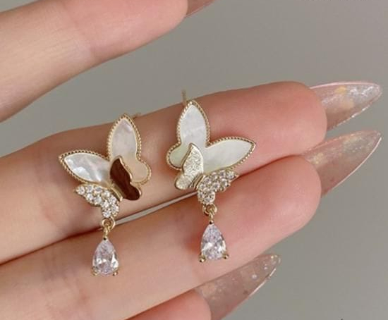 Double Butterfly Hanging Pearl Earings / Earrings Women's Earrings for Gift / for girls - Image 3