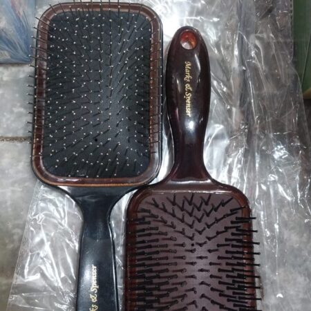 01 PCs - Paddle Hair Brush with Scalp Massager – Wooden-Style Handle, Nylon Pin Detangling Brush with Cushion Pad for Wet & Dry Hair