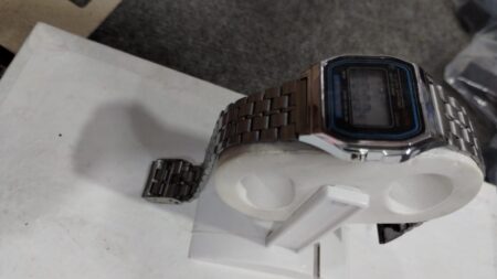 Classic Digital Bracelet Watch – Timeless Retro Style for Men & Women No box