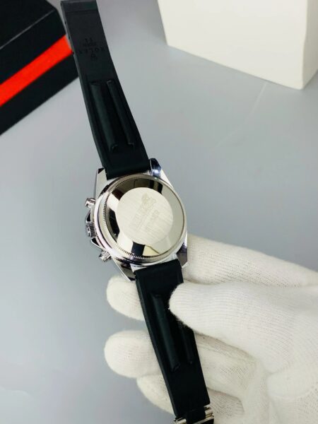 Rolex Oyster Perpetual Luxury Timepiece – Timeless Stainless Steel Dial with Premium Rubber Strap Without Box